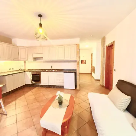 Apartman Casa Cecilia *
